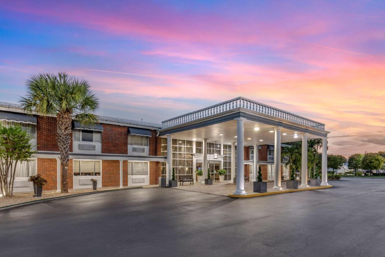 Best Western Palm Beach Lakes Γουεστ Παλμ Μπιτς Εξωτερικό φωτογραφία