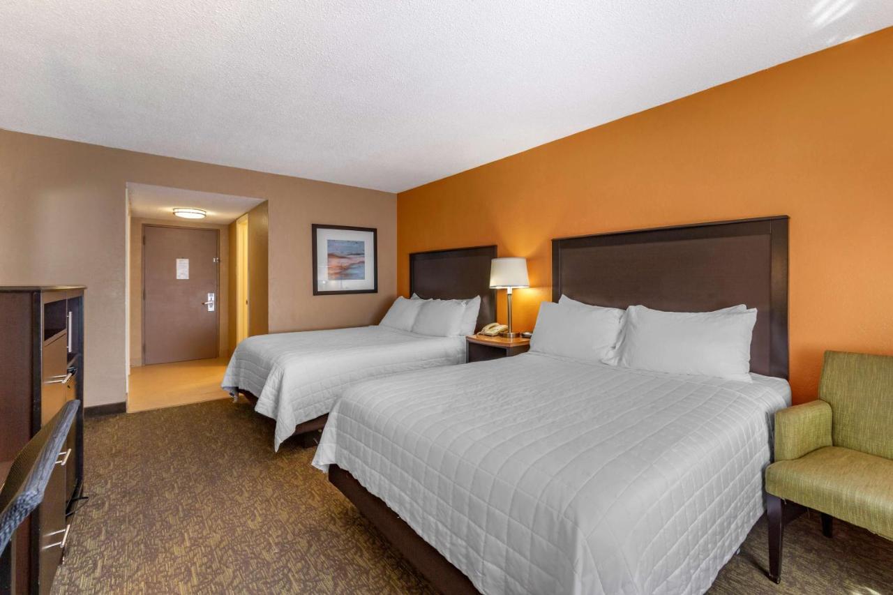 Best Western Palm Beach Lakes Γουεστ Παλμ Μπιτς Εξωτερικό φωτογραφία
